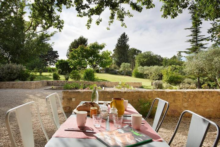 Location de vacances pour 3 personnes, avec piscine ainsi que jardin et vue à Goult - 4