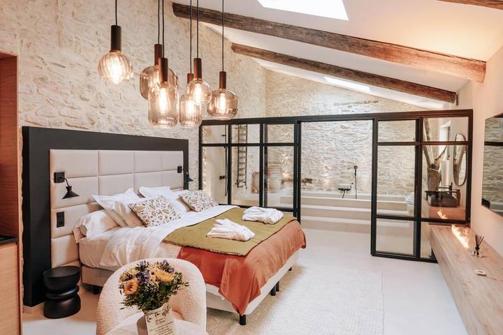 Chambre d’hôte pour 2 personnes, avec Jacuzzi et Terrasse