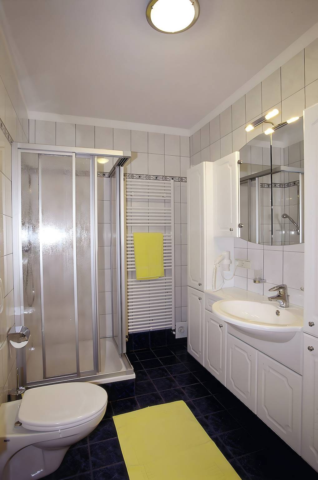 Ganze Wohnung, Ferienwohnung 'Bruneggerhof 1' mit Bergblick, Privatem Garten und Wi-Fi in Ahrntal, Zillertaler Alpen