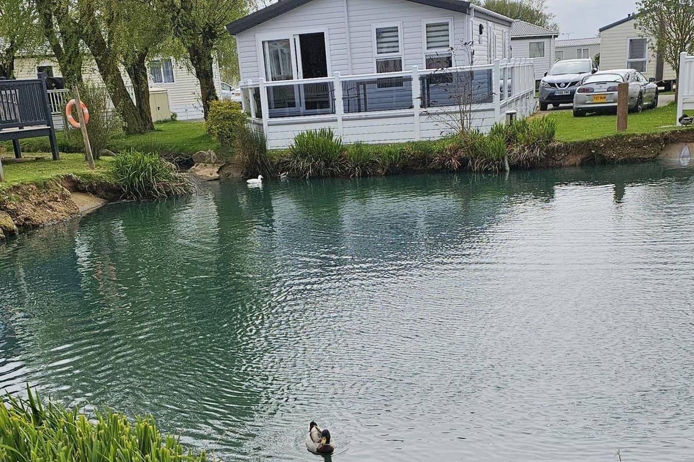 Premium Caravan - Sleeps 6 - Parking - Pool in Hunstanton, Norfolk Coast