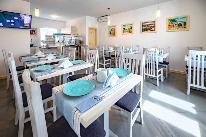 Chambre d’hôte pour 2 personnes, avec vue ainsi que terrasse et jardin à Pula