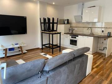 Gîte pour 4 personnes, avec balcon à Boujan-sur-Libron