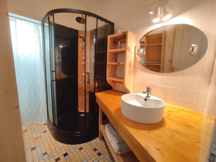 Location de vacances pour 6 personnes, avec vue ainsi que jardin et terrasse, animaux acceptés à Grignols (Gironde) - 4