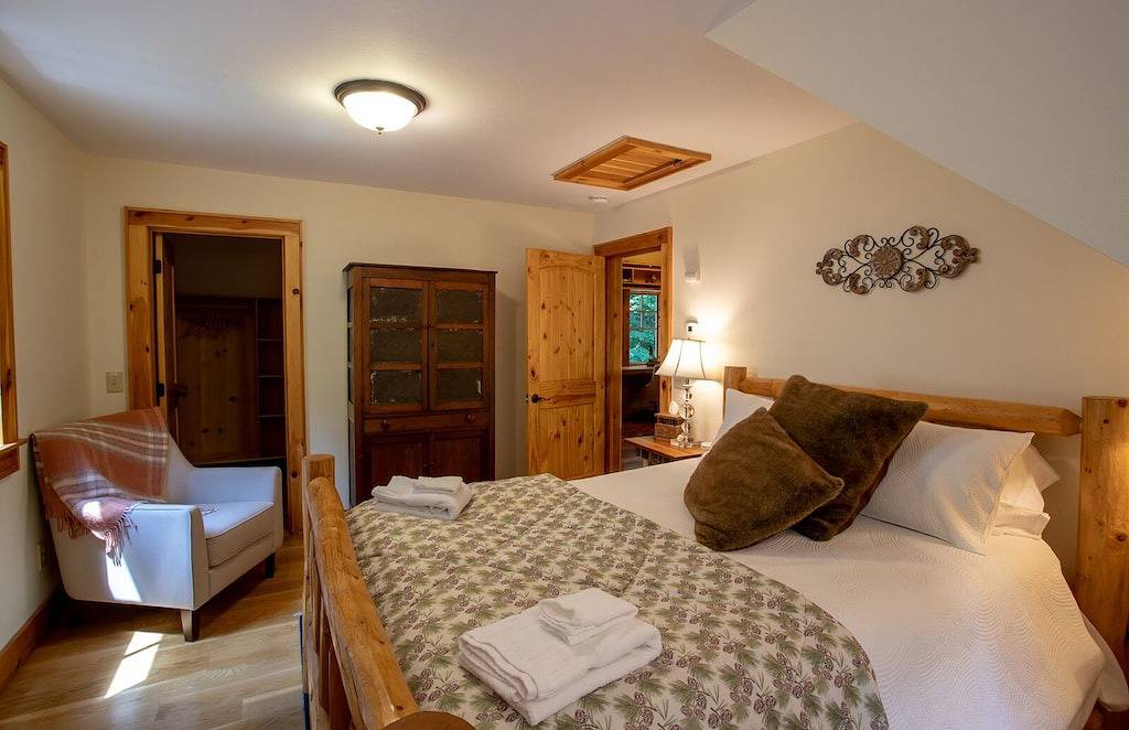 Luxury Mountain Lodge near Downtown in Blue Ridge Parkway, Watauga County