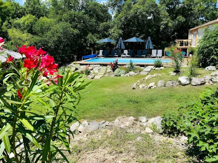 Casa rural '"Le Rêve Champêtre"' con piscina privada, terraza privada y wifi in Anthé, Quercy
