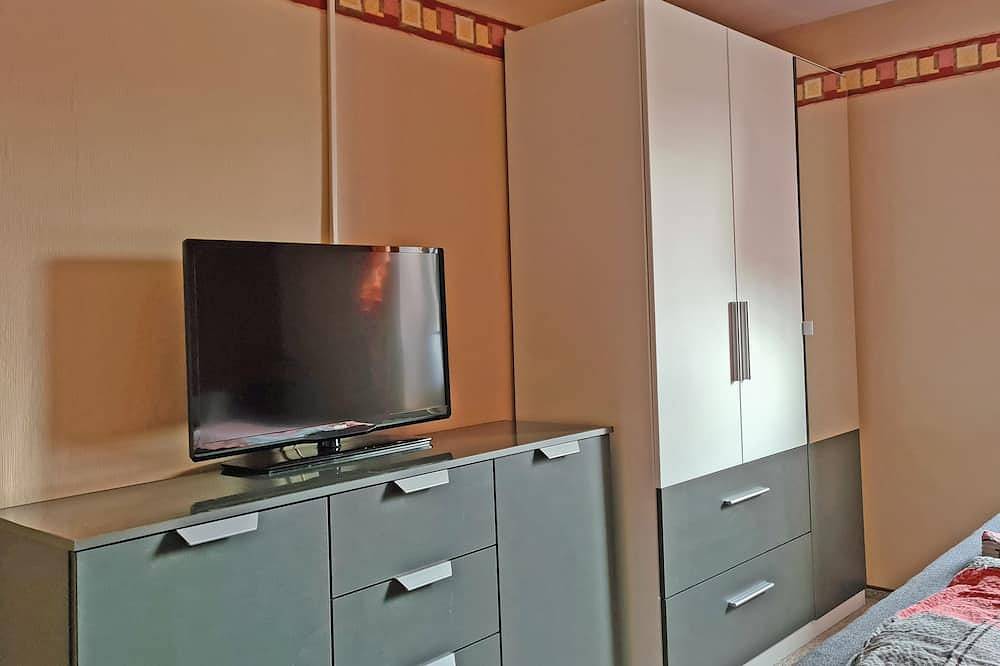 Ganze Wohnung, Gemütliche, geräumige Ferienwohnung in idyllischer Lage in Sprötau, Thüringer Kernland
