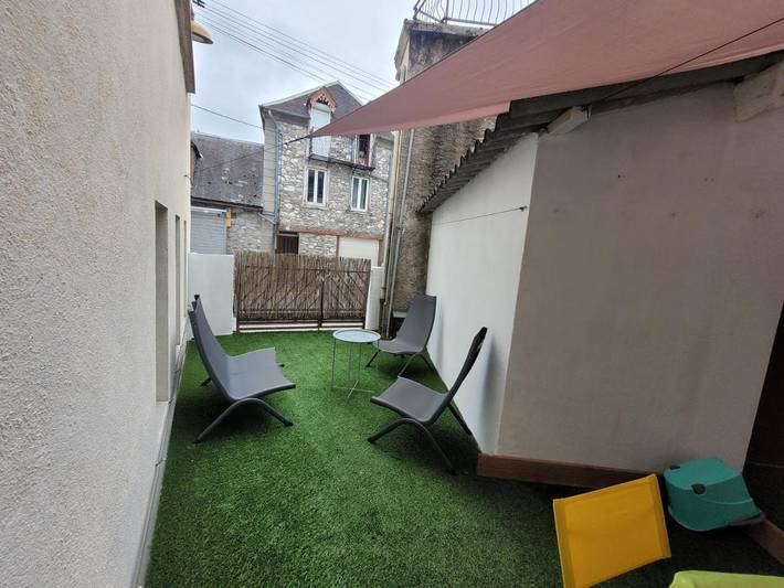 Location de vacances pour 6 personnes, avec terrasse et jardin à Marignac - 2