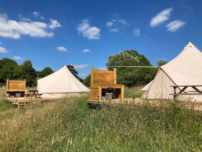 Tipi für 4 Personen, mit Haustier in England