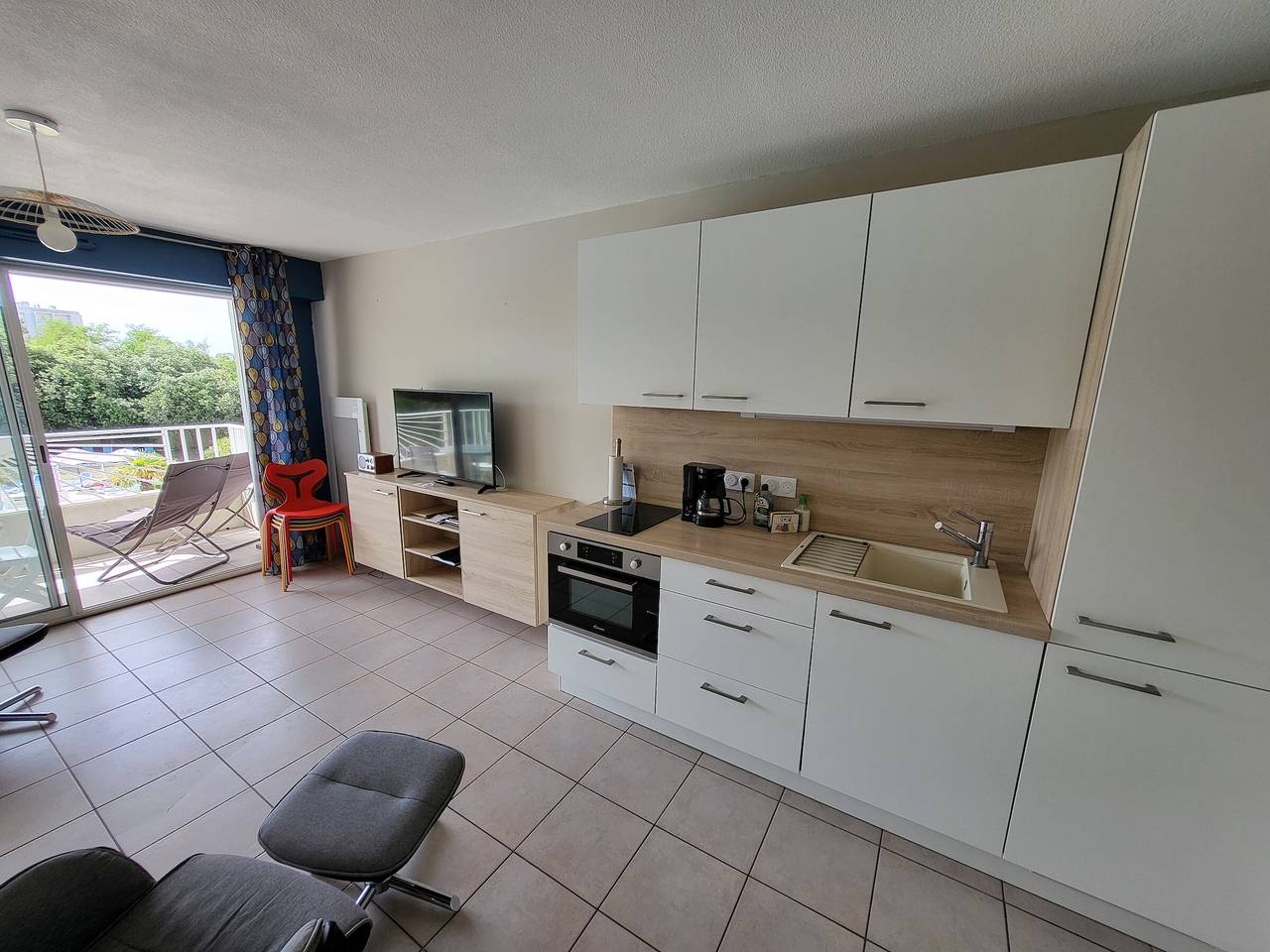 Appartement entier, Studio rénové avec piscine et parking, proche plage in Château-d'Olonne, Les Sables-d'Olonne