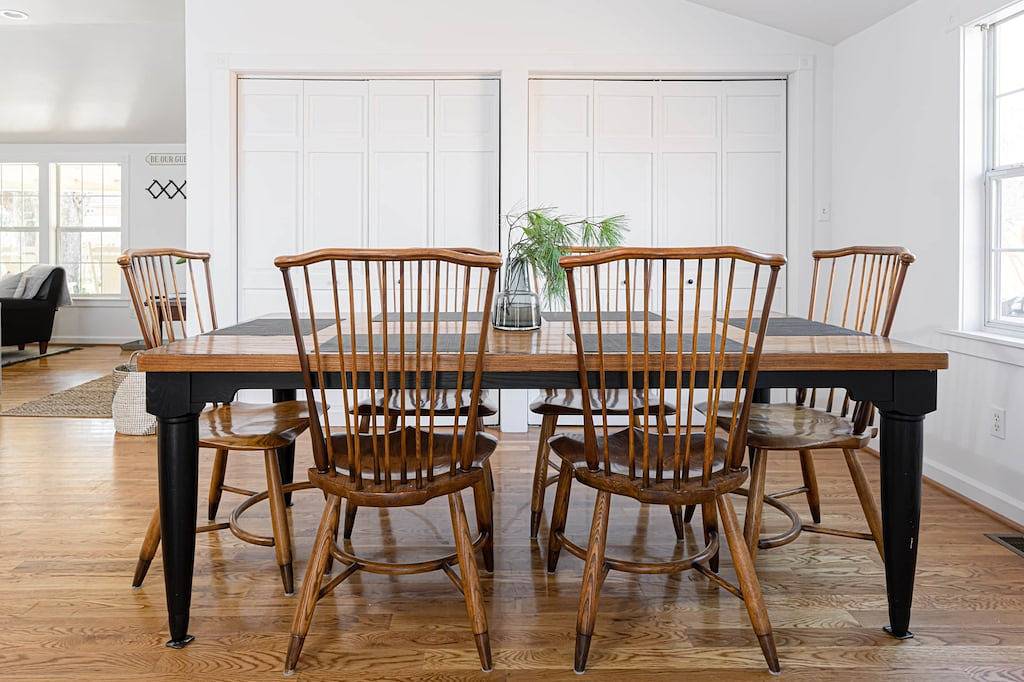 Sweet Garden House in Hot Springs. Hot tub, garden, grill, deck, dog friendly. in Hot Springs (NC), Madison County (NC)