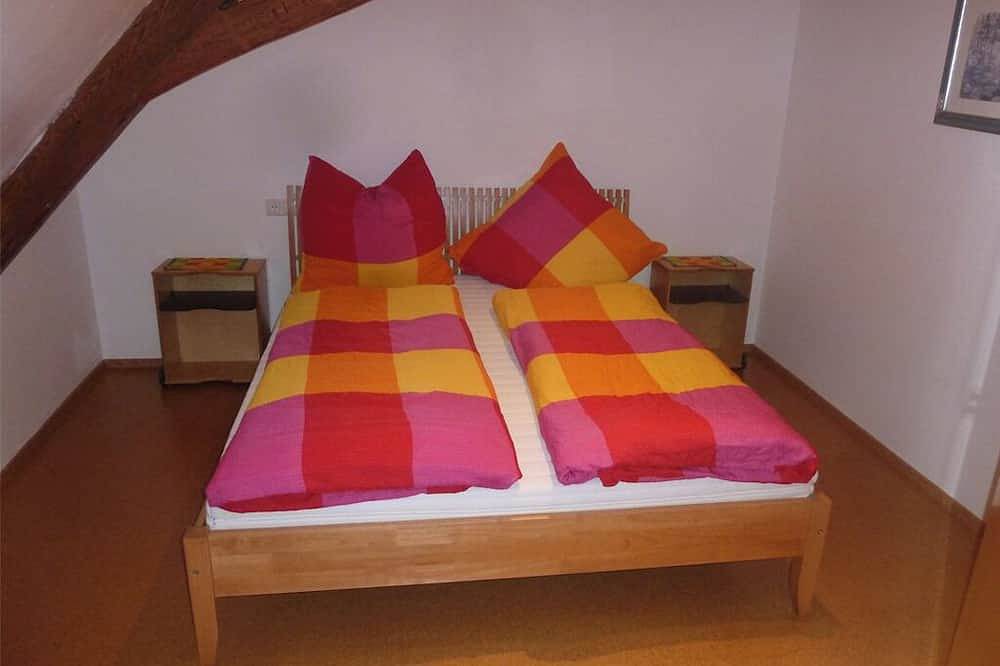 Ganze Wohnung, Ferienwohnung (50qm) im ersten Obergeschoss in Ipsheim, Steigerwald