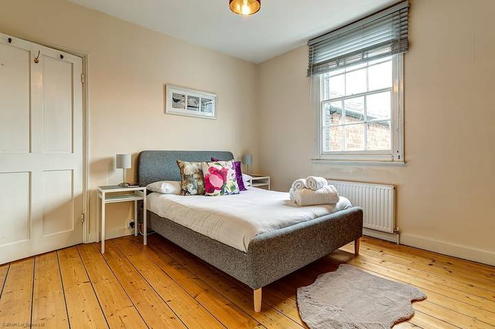 Mill House Oxford holiday home hosted by Short Let Space in Oxford, Oxfordshire