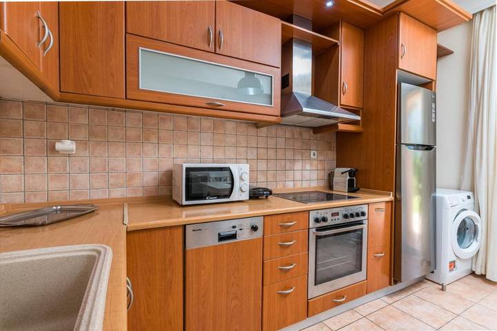 Location de vacances pour 6 personnes, avec jardin et vue dans Pefkochori - 2