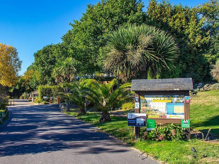 Camping pour 6 personnes, avec bassin pour enfant