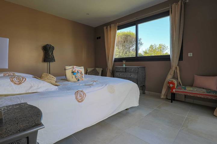 Location de vacances pour 10 personnes, avec jardin et piscine dans Hourtin Plage - 3