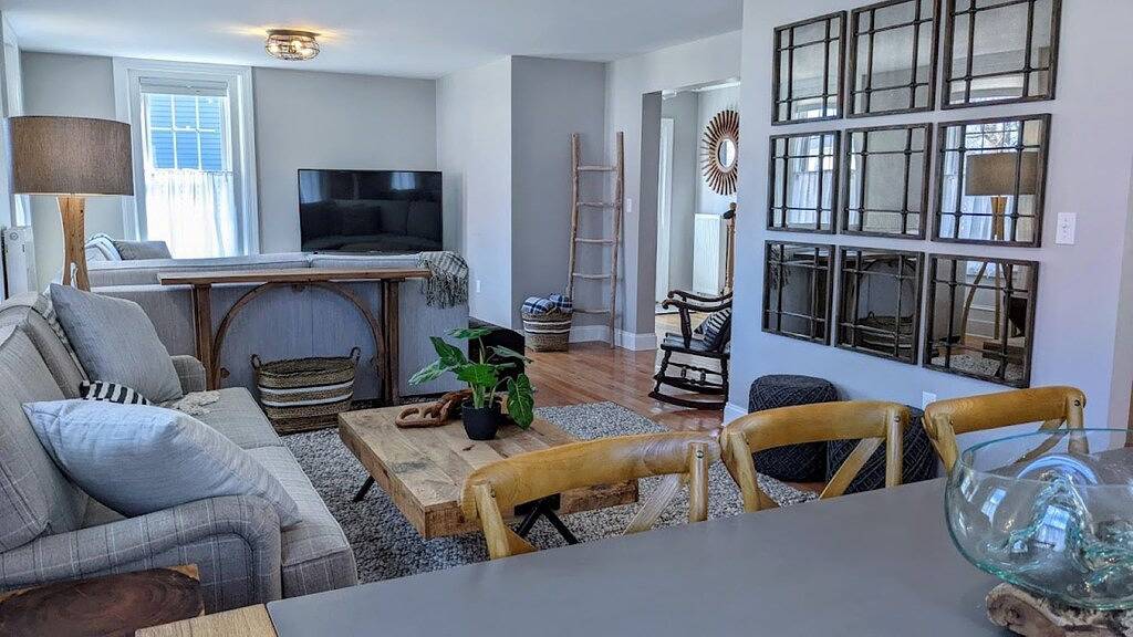 Luxury living, quick walk to town. King bed. in Eastport, Washington County (Maine)