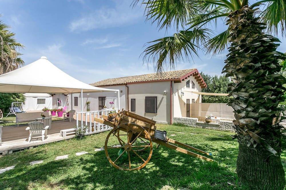Ganze Wohnung, Schöne 1-Zimmer-Wohnung in Pachino in Granelli, Pachino
