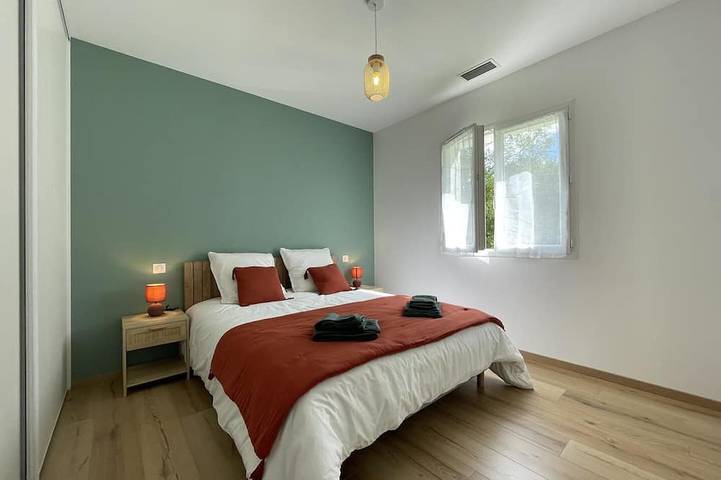 Location de vacances pour 8 personnes, avec jardin à Irouléguy - 3