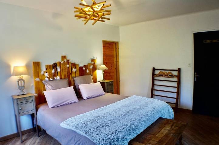 Location de vacances pour 2 personnes, avec jardin ainsi que terrasse et vue à Saint-Michel-de-Maurienne - 4