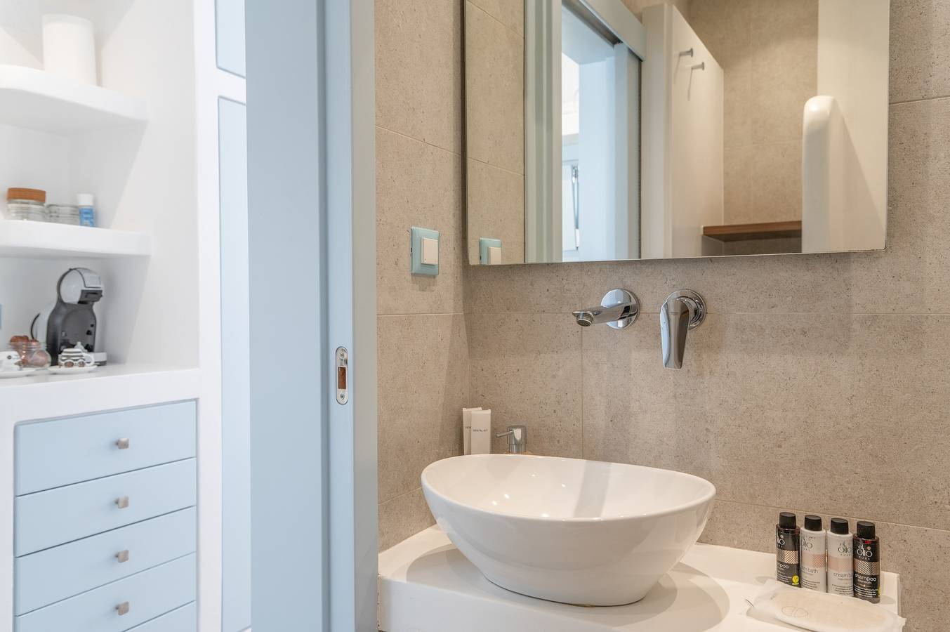 Droomachtig Myconisch Studio – Zwembad, Strand & Luxe, foto 14