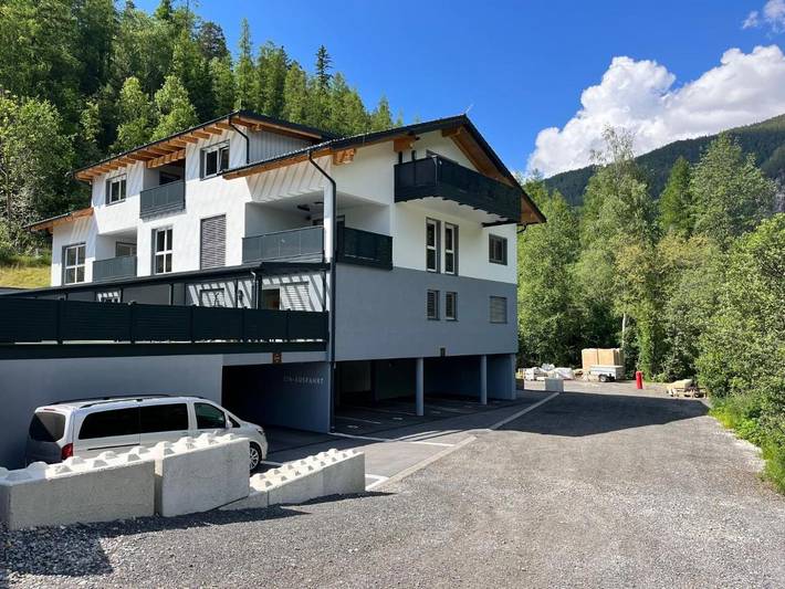 Ferienwohnung für 2 Personen, mit Balkon und Whirlpool sowie Sauna in Winklen