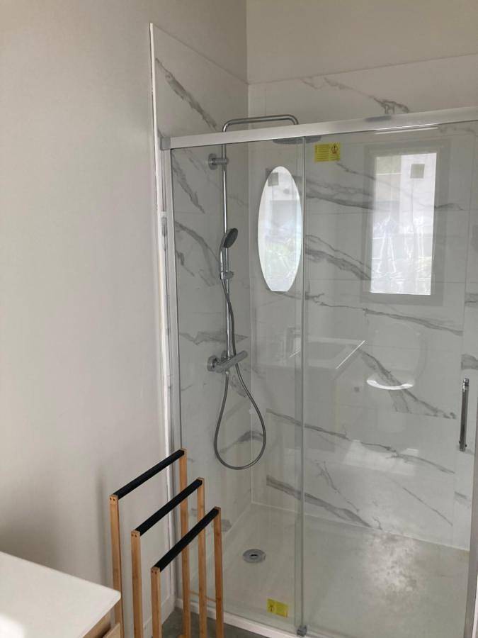 Double Room in Dardilly, Lyon et ses environs