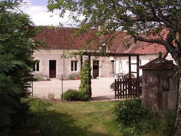 Chambre d’hôte pour 4 personnes, avec jardin, animaux acceptés à Châtillon-sur-Cher