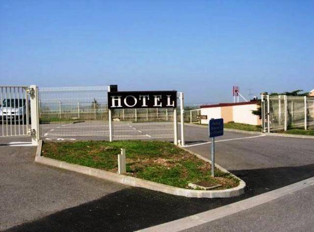 Hôtel pour 2 personnes, avec terrasse à Saint-Nicolas-de-Port - 2