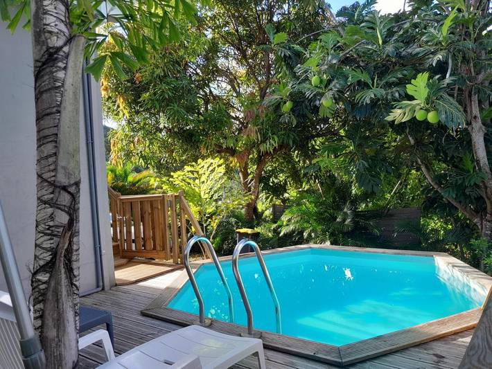 Location de vacances pour 6 personnes, avec vue ainsi que jardin et piscine à Rivière-Pilote - 2