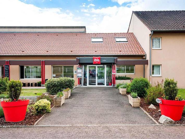 Hôtel pour 2 personnes, avec Terrasse ainsi que Jardin et Vue à Magny