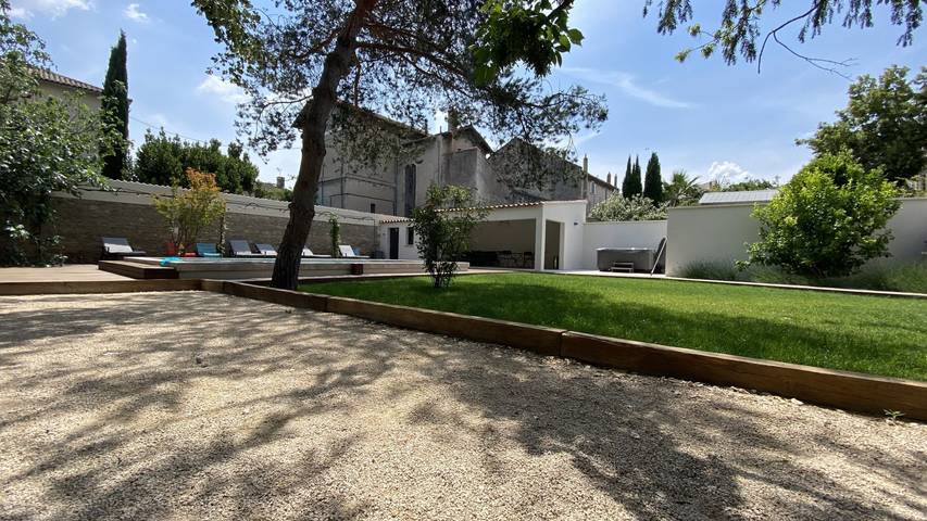 Chambre d’hôte pour 2 personnes, avec jardin ainsi que jacuzzi et piscine à Avignon - 4