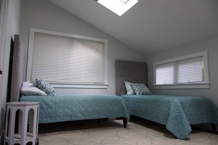 Vacation rental for 12 people, with yard in East Hampton