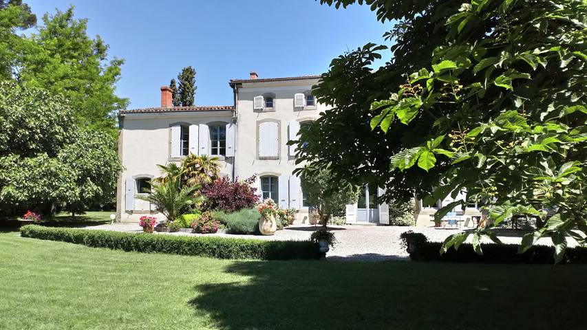 Gîte pour 6 personnes, avec piscine - 1