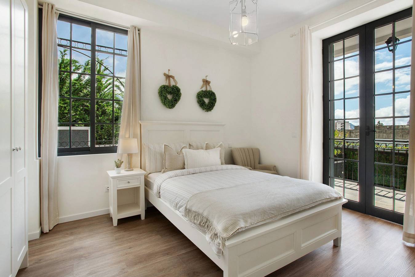 Ganzes Studio, Einzimmerapartment '2' mit Bergblick, Gemeinschaftspool und Wi-Fi in São Martinho, Madeira