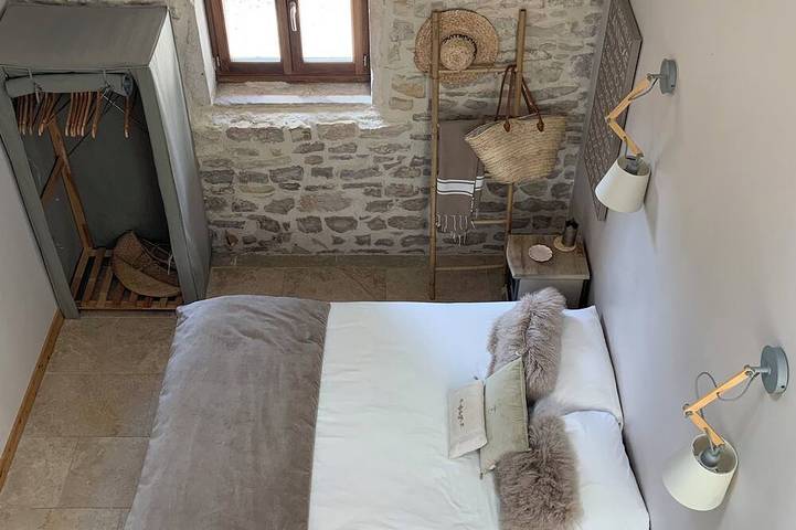 Gîte pour 6 personnes, avec jacuzzi ainsi que jardin et terrasse à Anse - 4