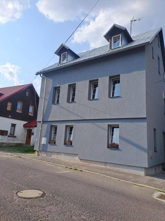 Villa für 25 Personen, mit Balkon und Terrasse sowie Garten und Sauna