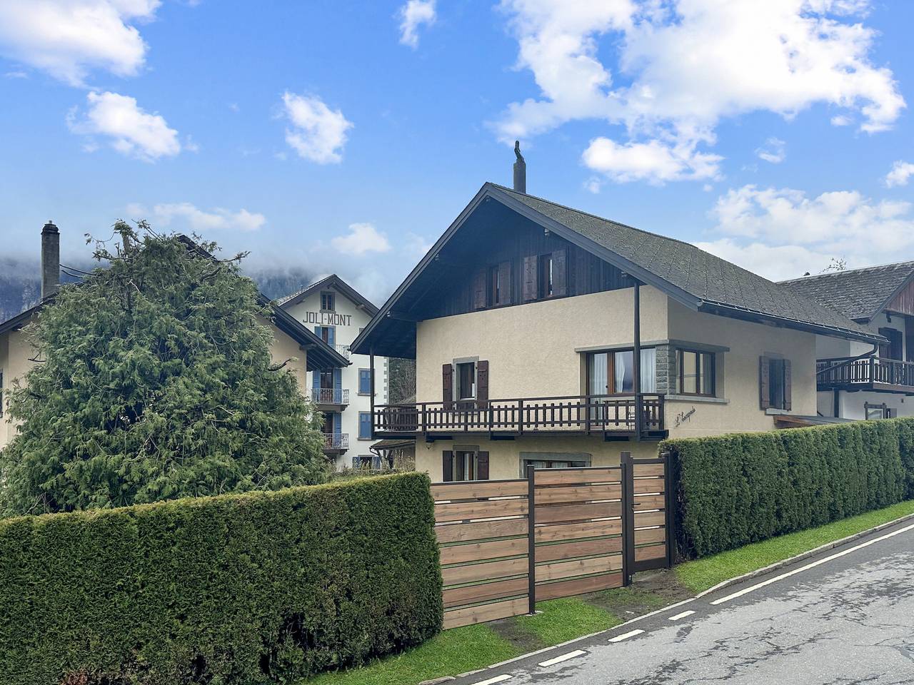 Chalet l'Escapade - 6 to 10 pax - Swiss Alps in Salvan, Région de Martigny-Val de Bagnes