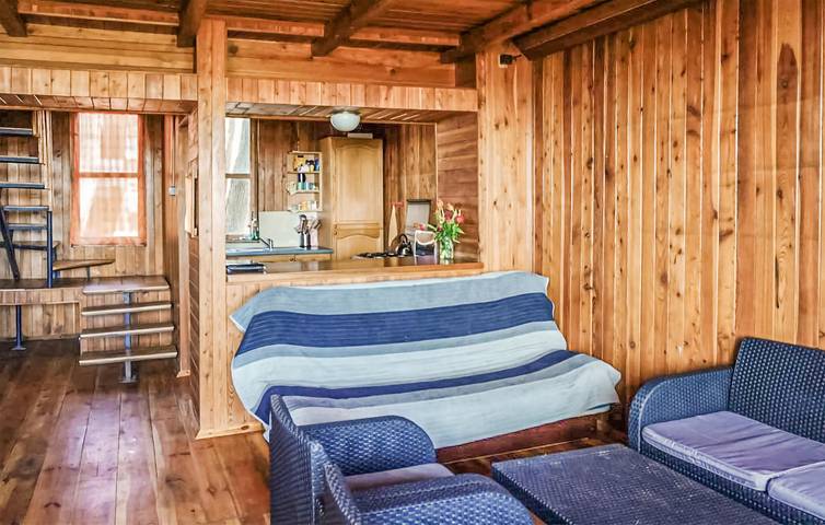 Ferienhaus für 7 Personen mit Terrasse in Granica Łazy, Jezioro Jamno