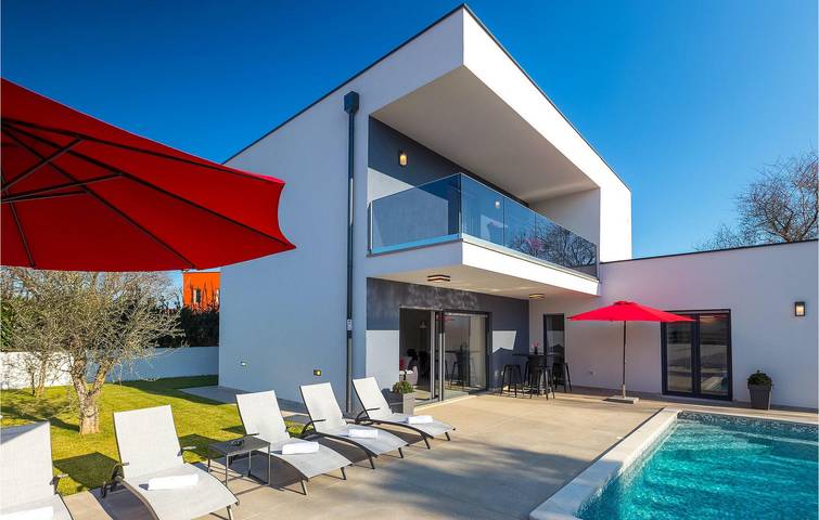 Geräumige 2-Zimmer-Wohnung mit Pool in der Nähe des Stadtzentrums von Sisan und verschiedener Restaurants in Sisan, Südküste Istrien