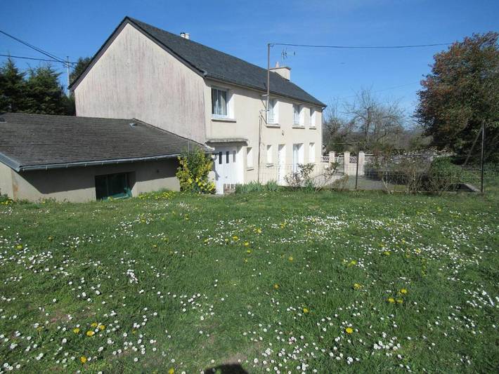 Maison de vacances pour 9 personnes, avec terrasse ainsi que vue sur le lac et jardin