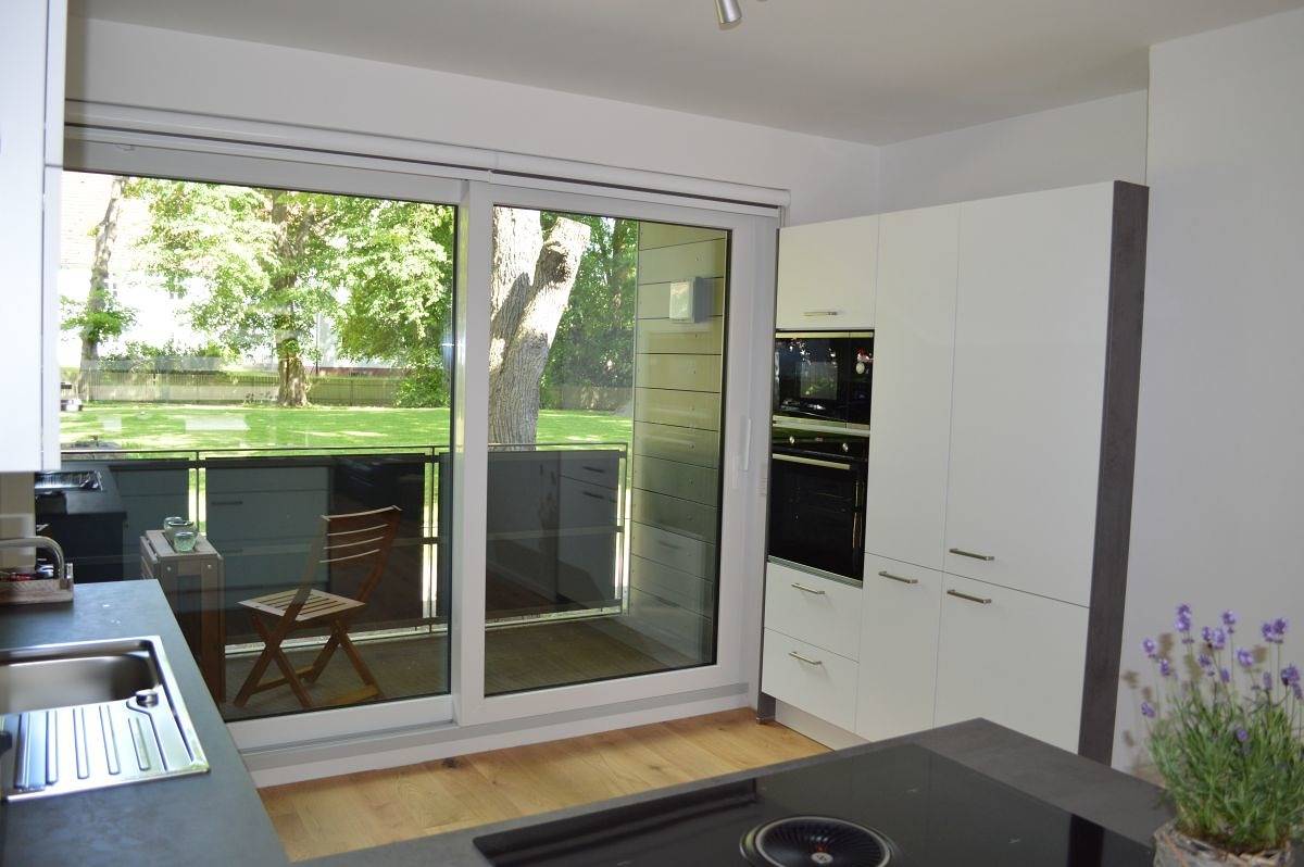 Ganze Ferienwohnung, Ferienwohnung Theo's Garten - Ferienwohnung-3-Raum in Husum Hafen, Husum