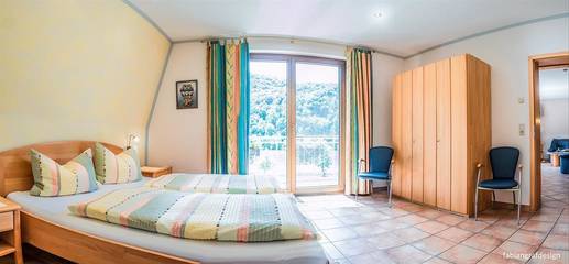 Holiday Letting for 4 People in Minheim, Moseleifel, Photo 2