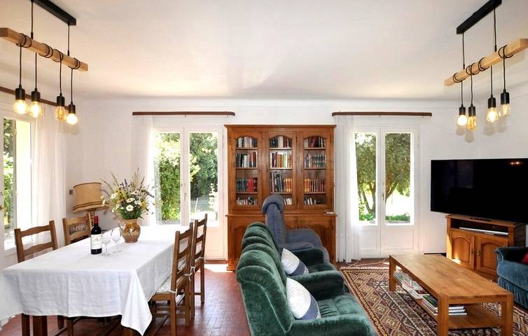 Gemütliche 2-Zimmer-Wohnung mit Pool und WLAN, in der Nähe des Flusses und von Restaurants in Sorède, Céret und Umgebung