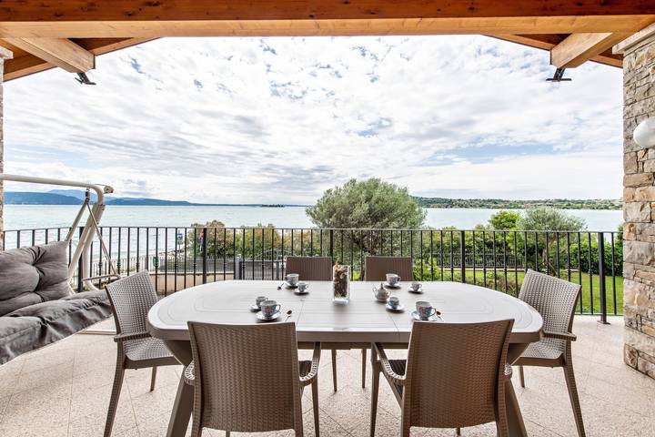 Ferienwohnung für 6 Personen, mit Garten und Seeblick am Gardasee - 4