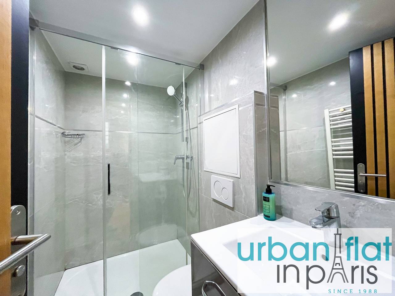 Ganze Wohnung, 100 - Luxury 2 Bedroom - Beaubourg Marais  in 3e Arrondissement, Paris