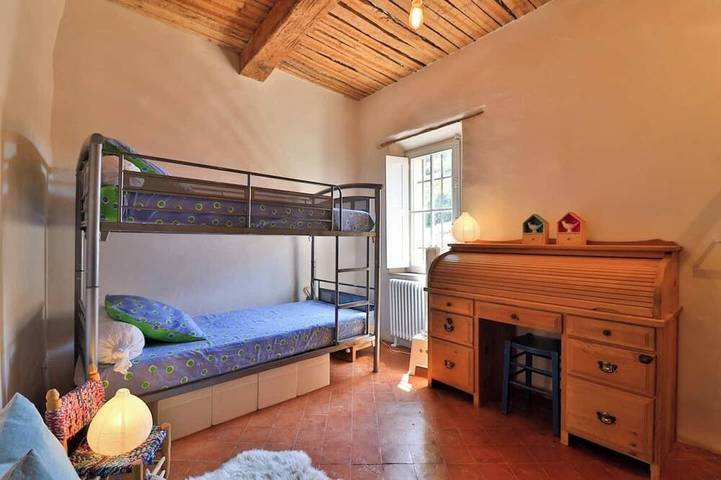Ganze Wohnung, Historic 4Br Village Home | Terrace | Beach 15 min in Ollioules, Mittelmeerküste (Frankreich)