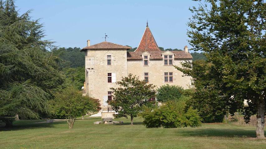 Location de vacances pour 4 personnes, avec Jardin et Piscine dans le Lot-et-Garonne