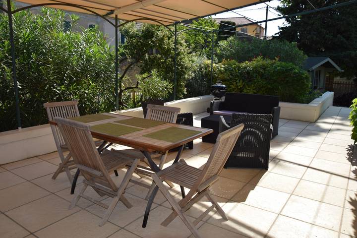 Gîte pour 4 personnes, avec jardin à Capestang - 3