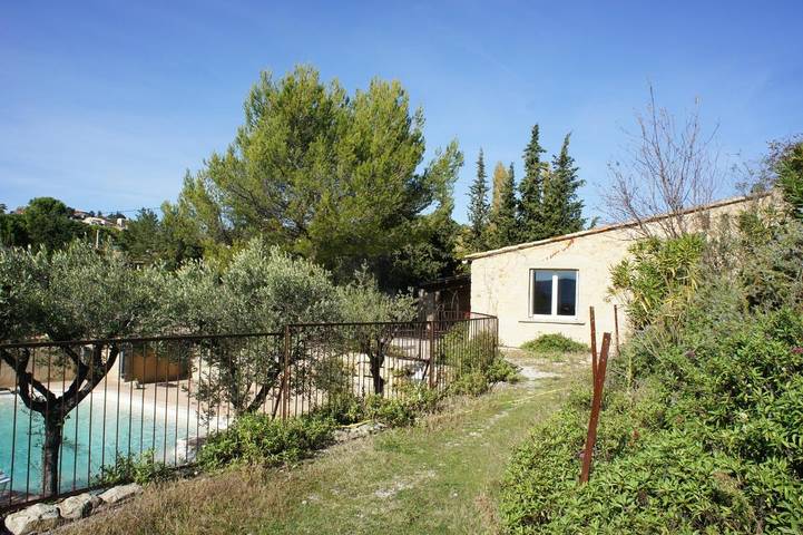 Gîte for 4 people, with terrace and garden as well as pool - 1