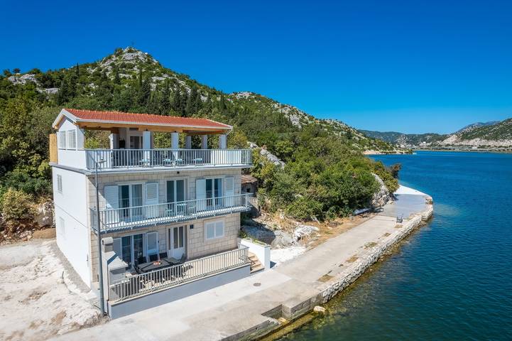 4-Zimmer-Haus mit Terrasse und Meerblick Rogotin, Usce Neretve in Rogotin, Dubrovnik-Neretva